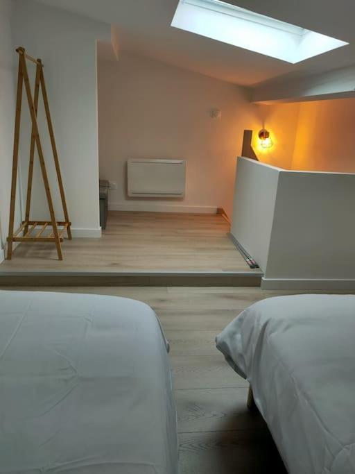 Au Coeur Des Vignes Chenas Du Beaujolais Apartment La Chapelle-de-Guinchay ภายนอก รูปภาพ